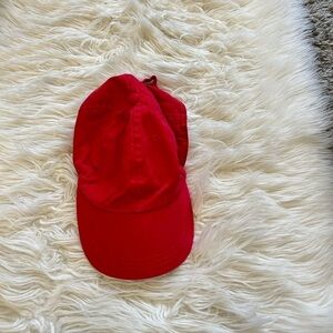 Red cap